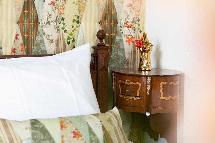 Hotellerie Het Wapen Van Athlone De Steeg Esterno foto
